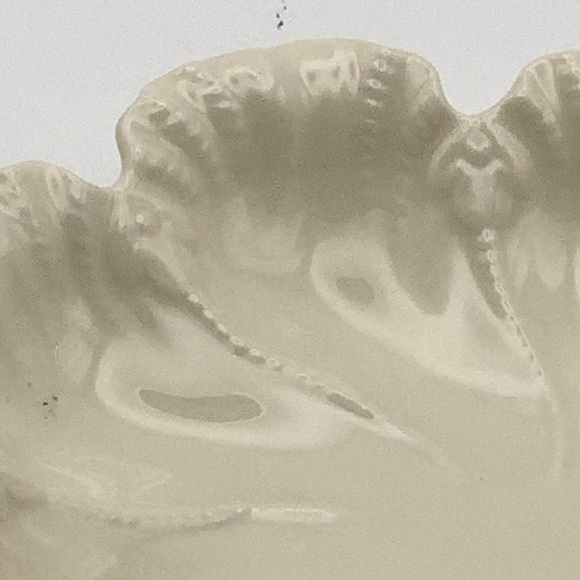 Vintage Lenox Round Veined Leaf Bowl - Picture 3 of 9